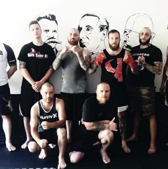 Membres de l'entourage d'Atalante s'entraînant à leur salle de boxe privée surnommée La Phalange.