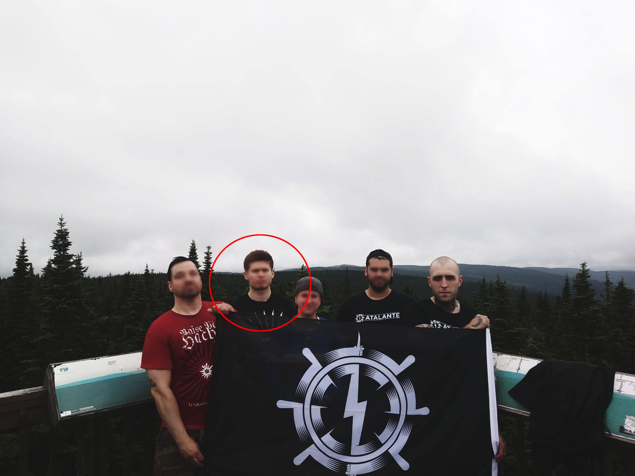  Baptiste Gilistro en randonnée avec d’autres militants d’Atalante, en juillet 2018.